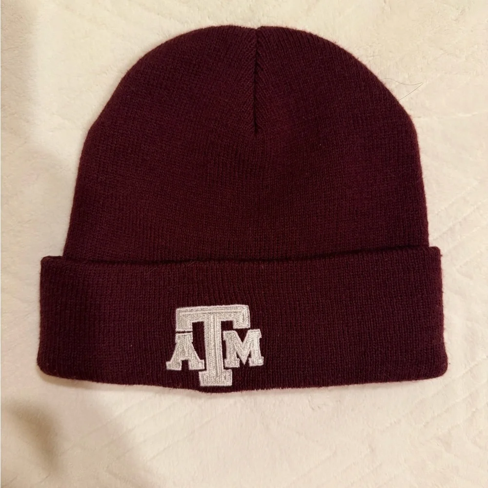 Adidas unisex maroon beanie